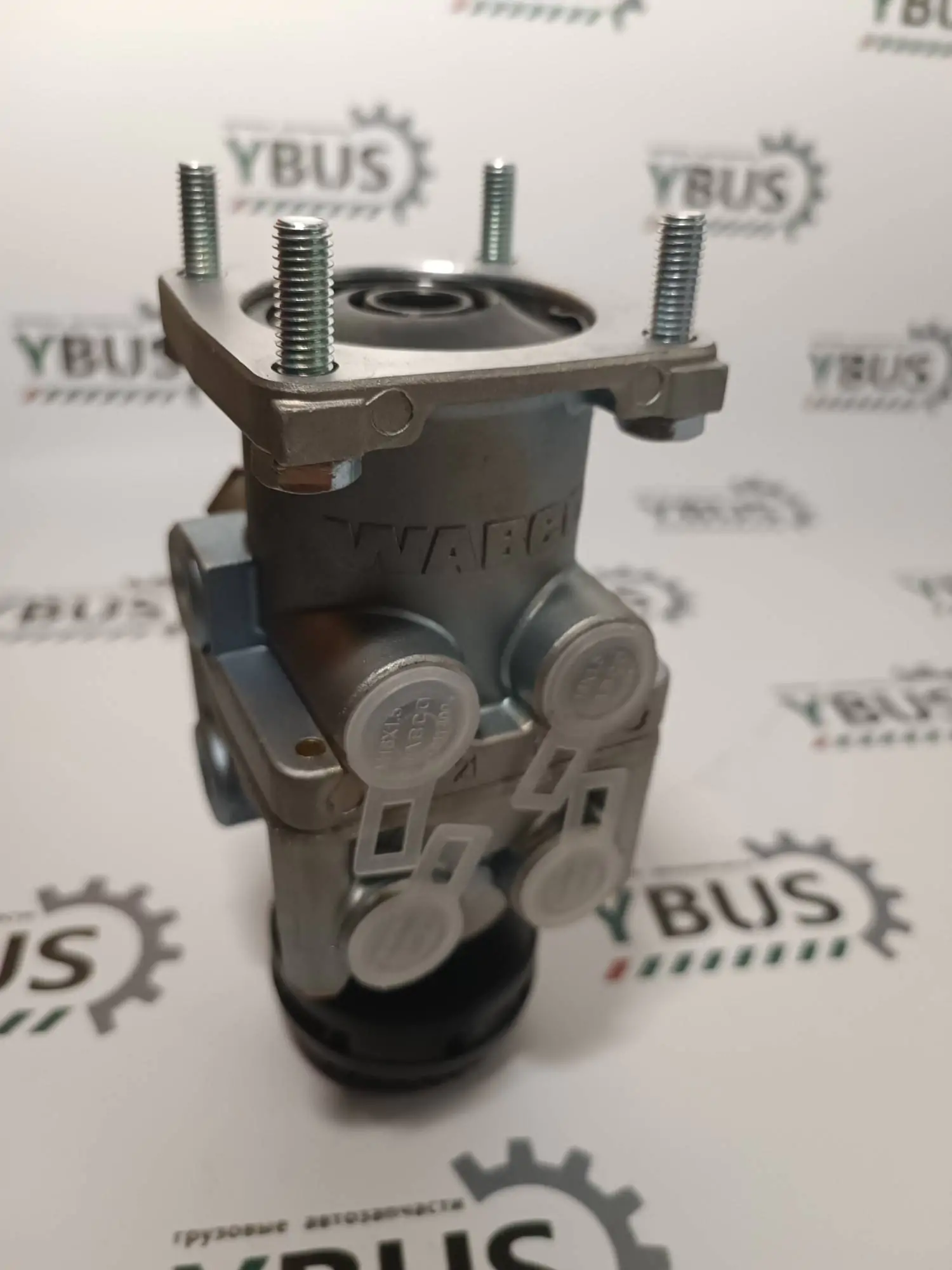 Кран тормозной под педаль Yutong — изображение 3