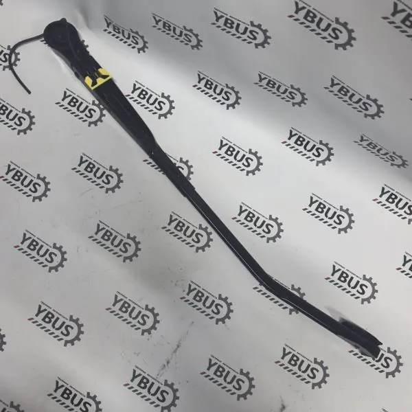Рычаг стеклоочистителя правый Yutong ZK6128