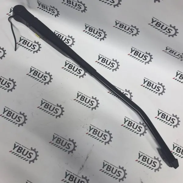 Рычаг стеклоочистителя правый Yutong ZK6128